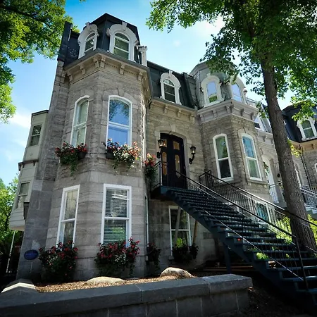 Le 555 Hebergements Touristiques Quebec City Exterior photo