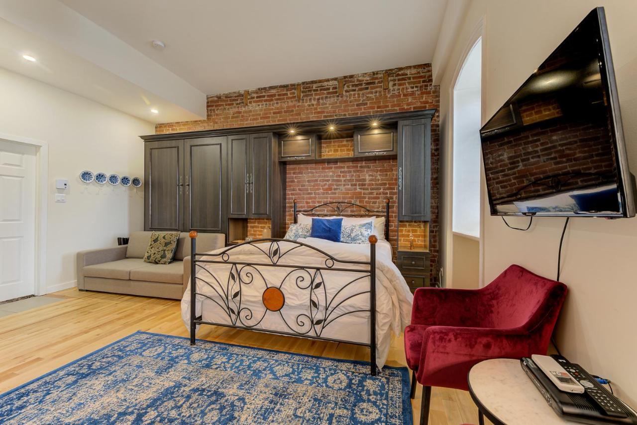 Le 555 Hebergements Touristiques Apartment Quebec City
